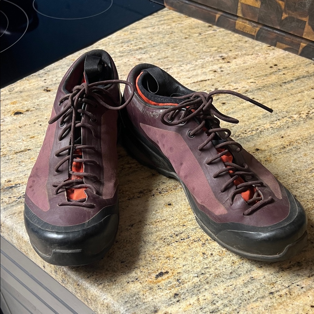 Arc'teryx Burgundy and Black Women's Athletic Shoes